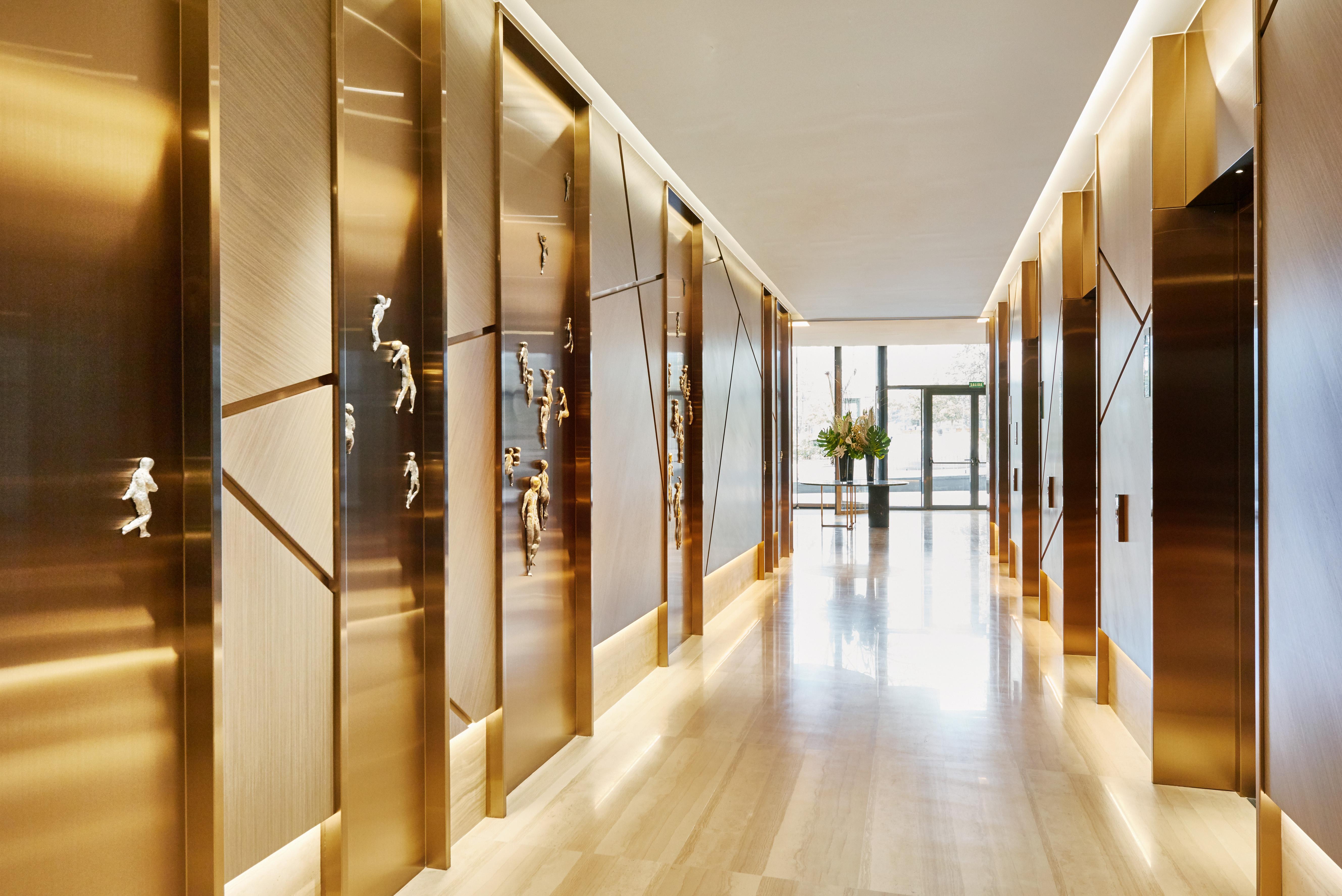 Vp Plaza Espana Design Madrid Ngoại thất bức ảnh The interior of the hotel