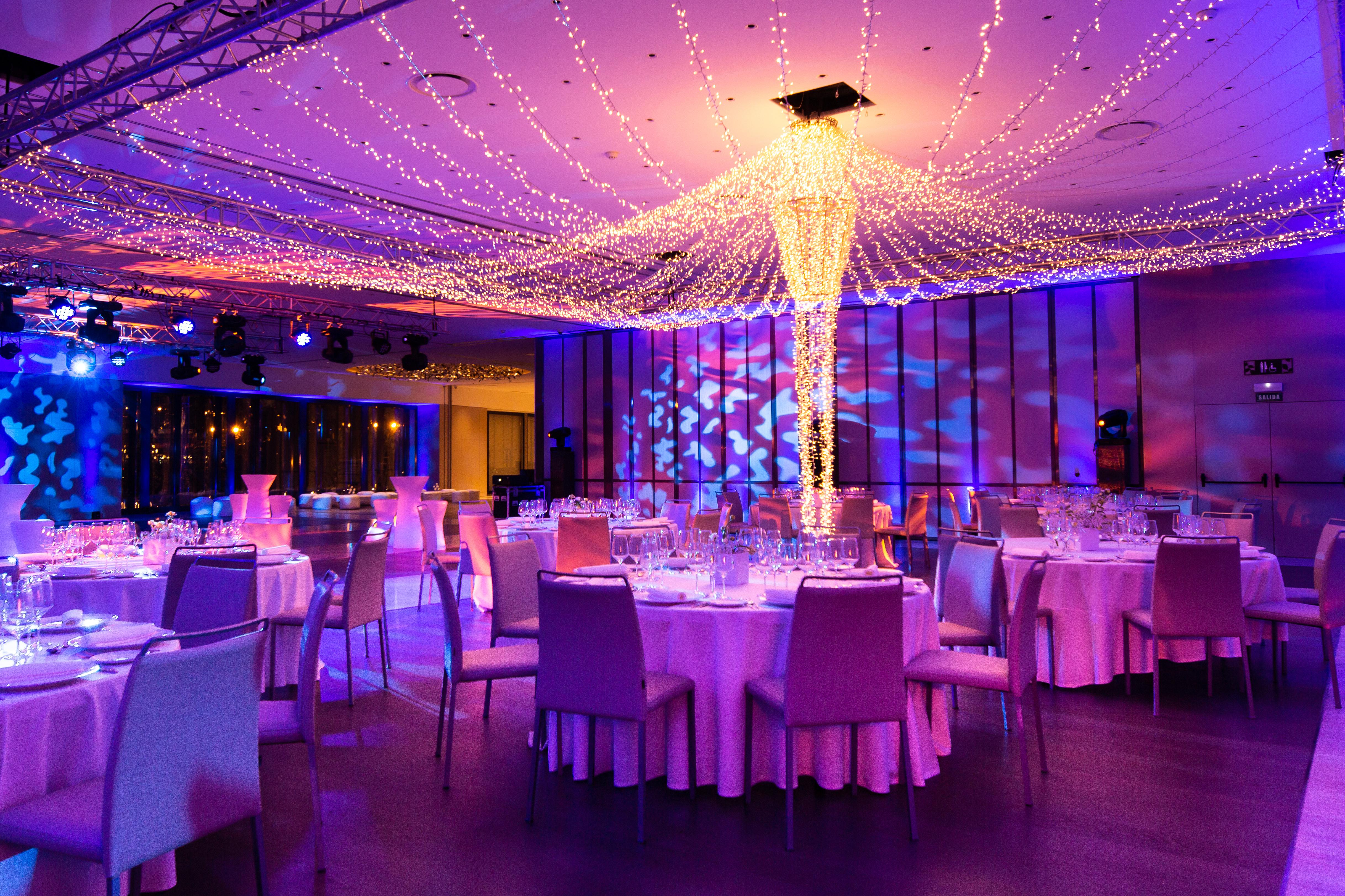 Vp Plaza Espana Design Madrid Ngoại thất bức ảnh The Great Hall at the National Science and Media Museum