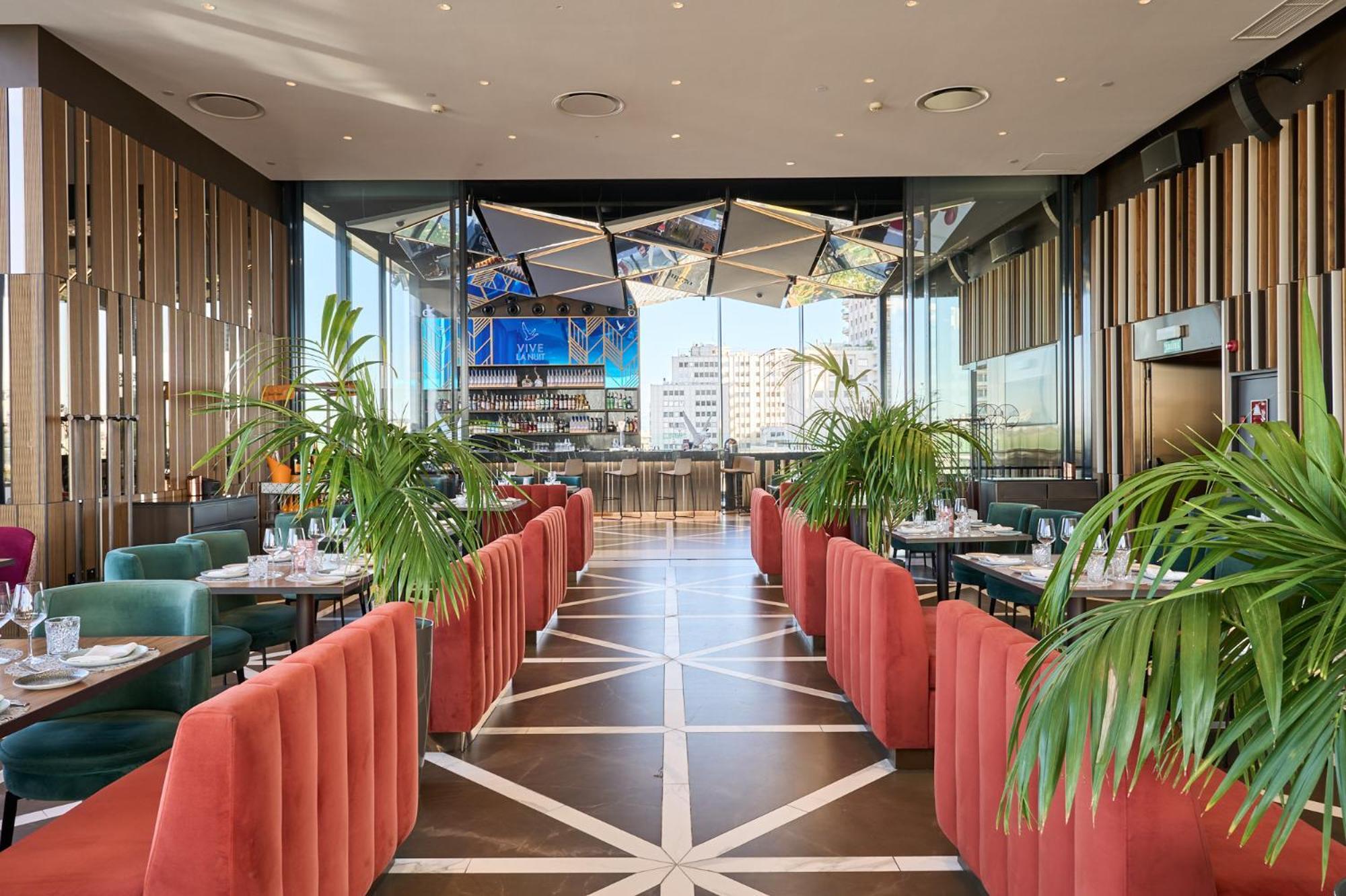 Vp Plaza Espana Design Madrid Ngoại thất bức ảnh The interior of the lounge