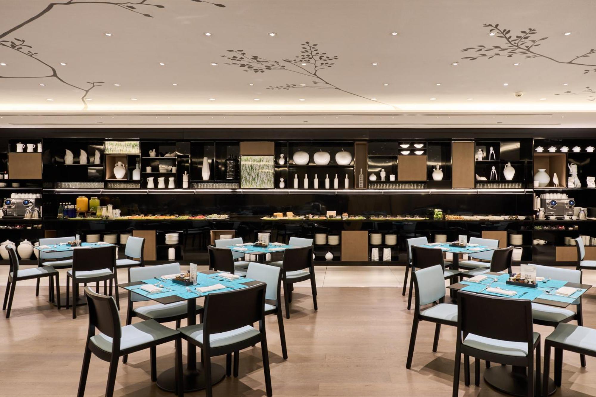 Vp Plaza Espana Design Madrid Ngoại thất bức ảnh The restaurant