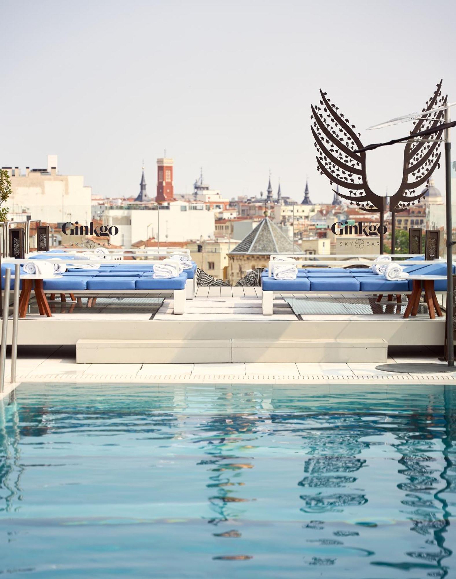Vp Plaza Espana Design Madrid Ngoại thất bức ảnh The pool at Cinc